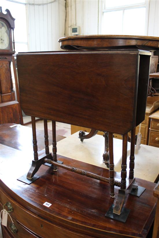 Edwardian mahogany sutherland table